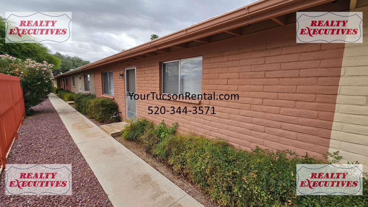 Country Club  Fort Lowell area - 2 Beds 1 bath with AC