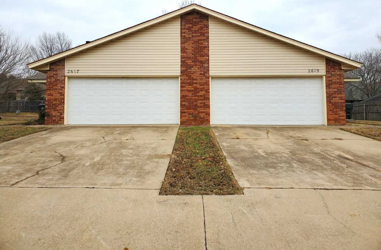 (3) Bed/(2) Bath SE Norman! Easy Access to I35.