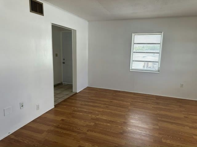 6101 Cleveland Street