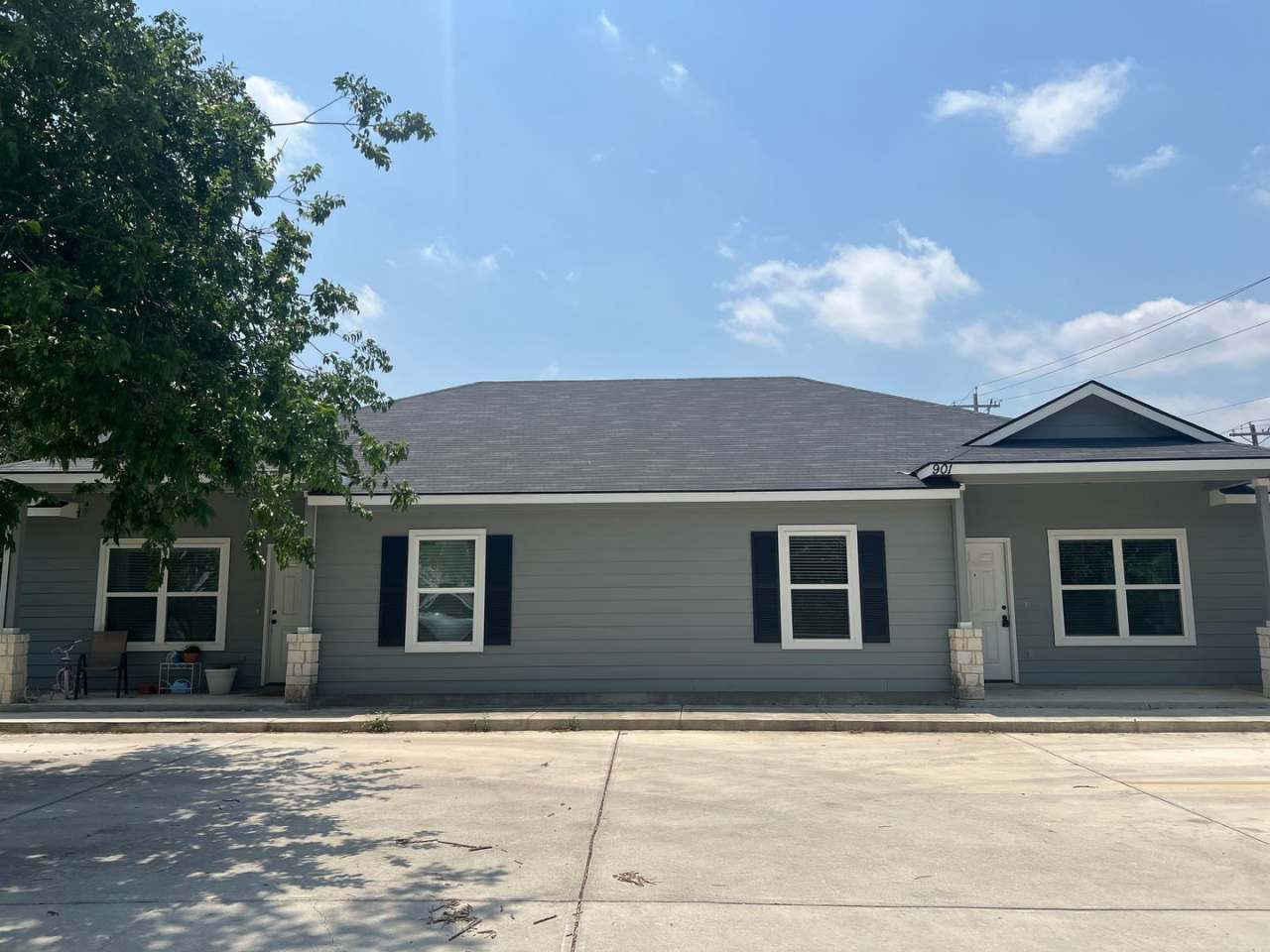 Luxury 3/2 Duplex in Seguin, Texas