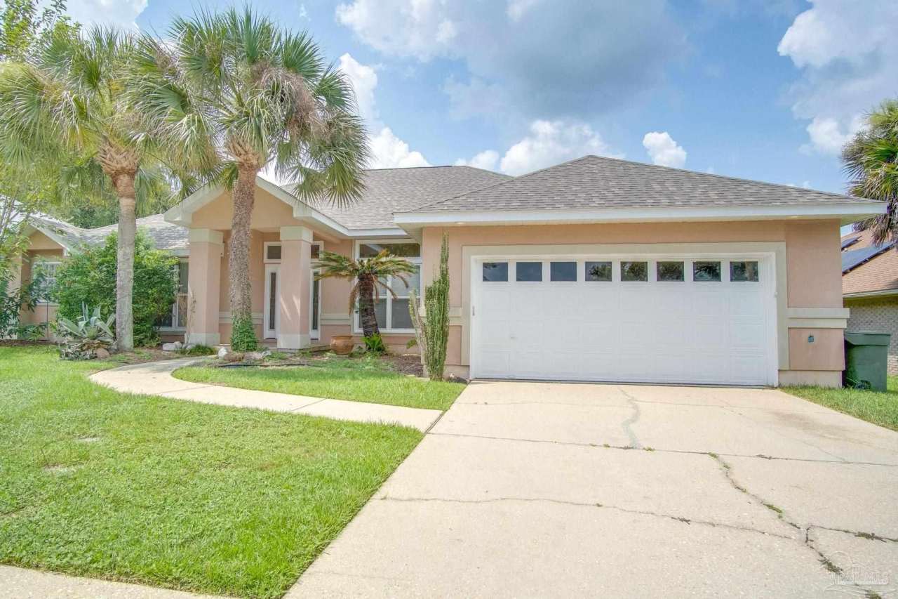 2042 Hamilton Crossing