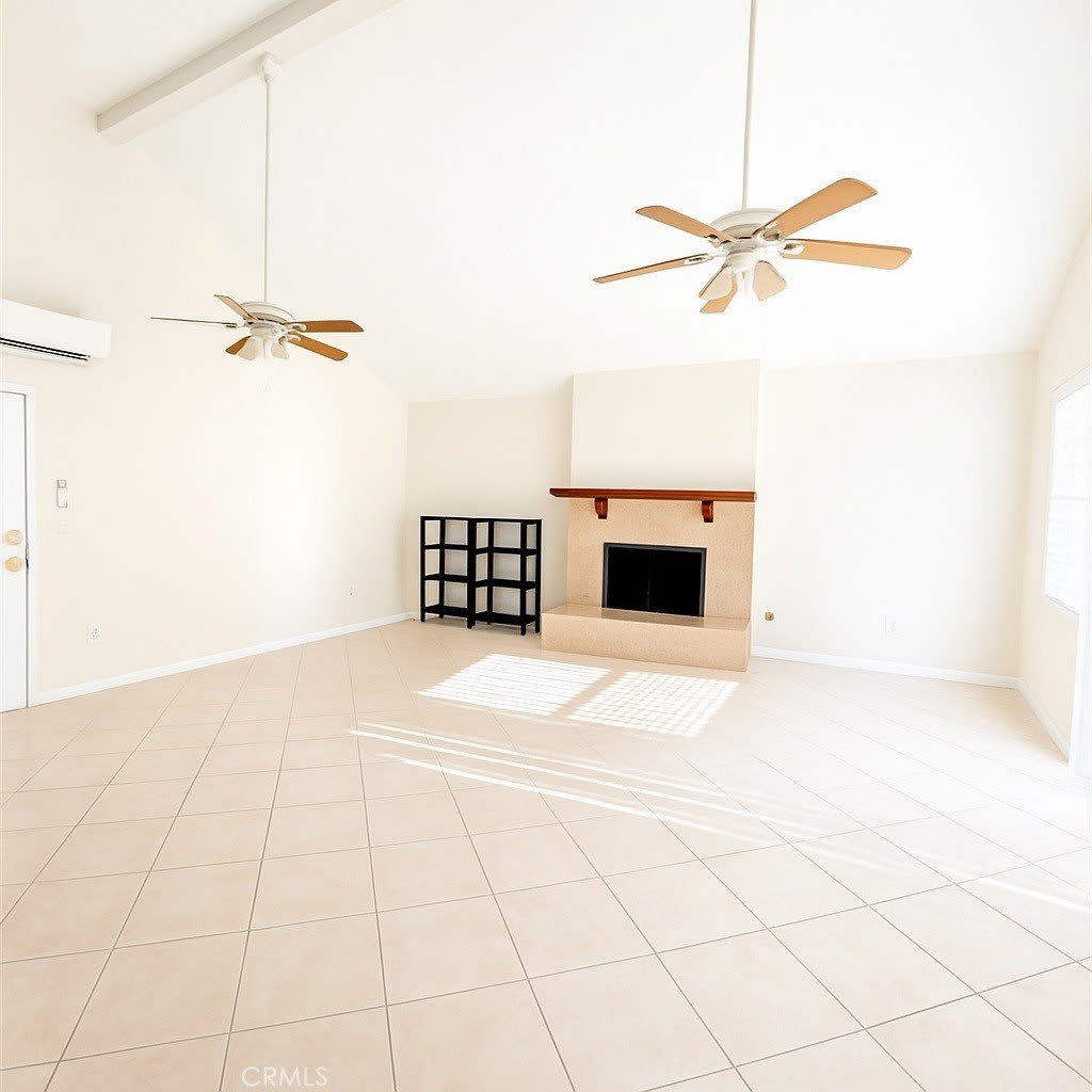 21024 Hemmingway Street