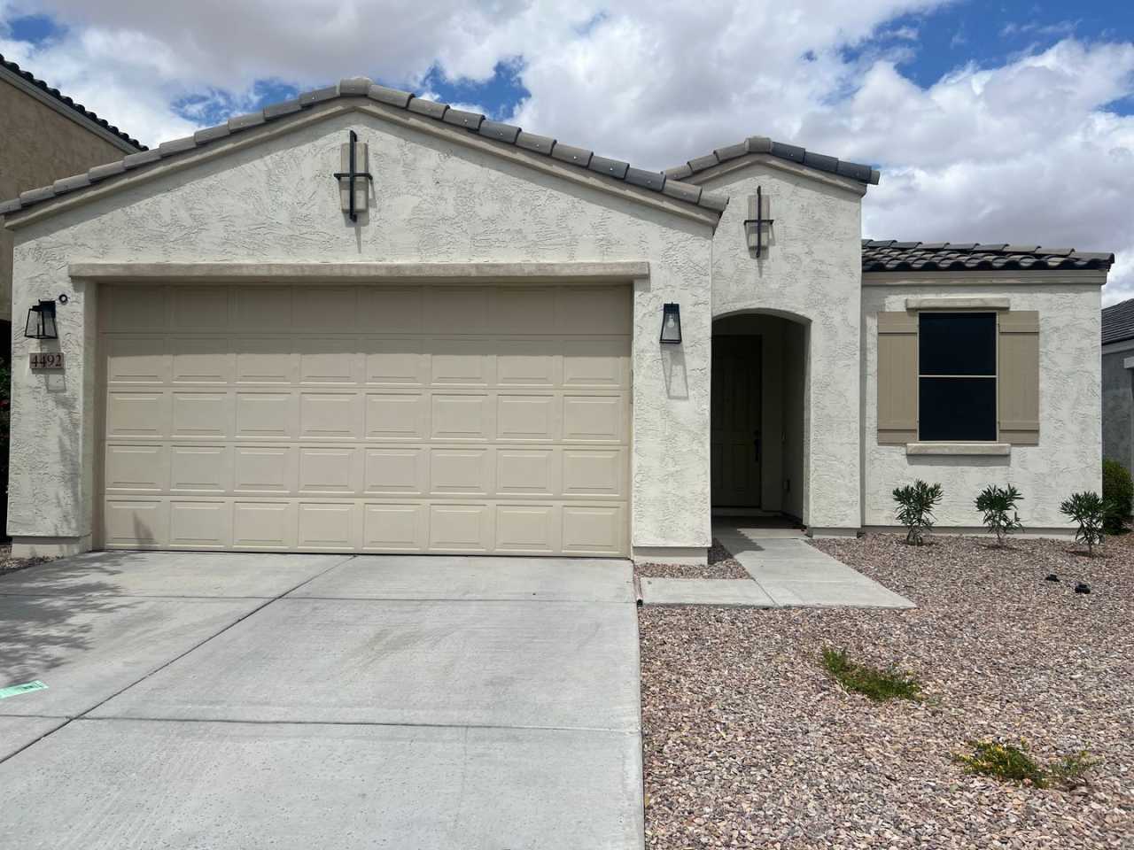 4 Bed 2 Bath in San Tan Ridge Community