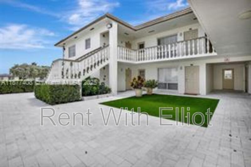 5420 Hollywoood Blvd