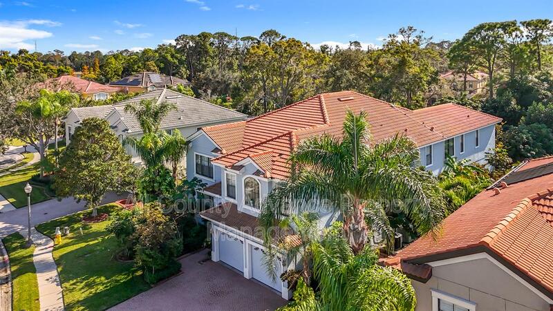 2679 Lake Breeze Ln S