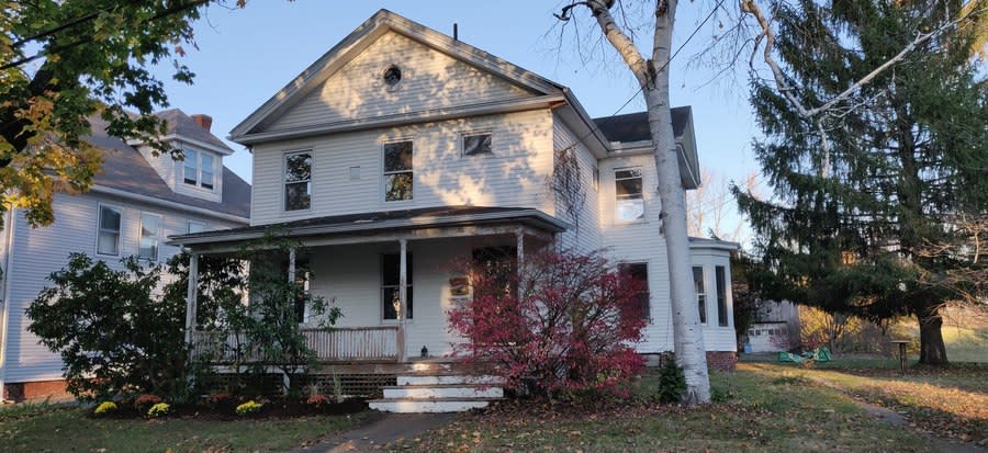 30 Williams St