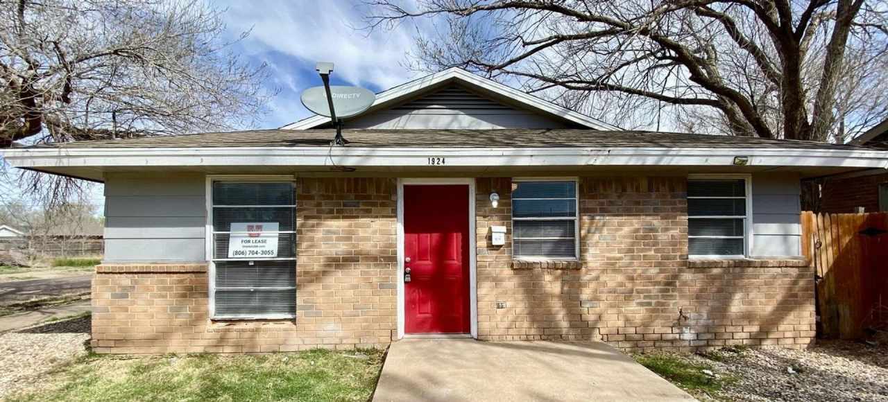 $0 First Month's Rent / $0 Deposit at Move-in