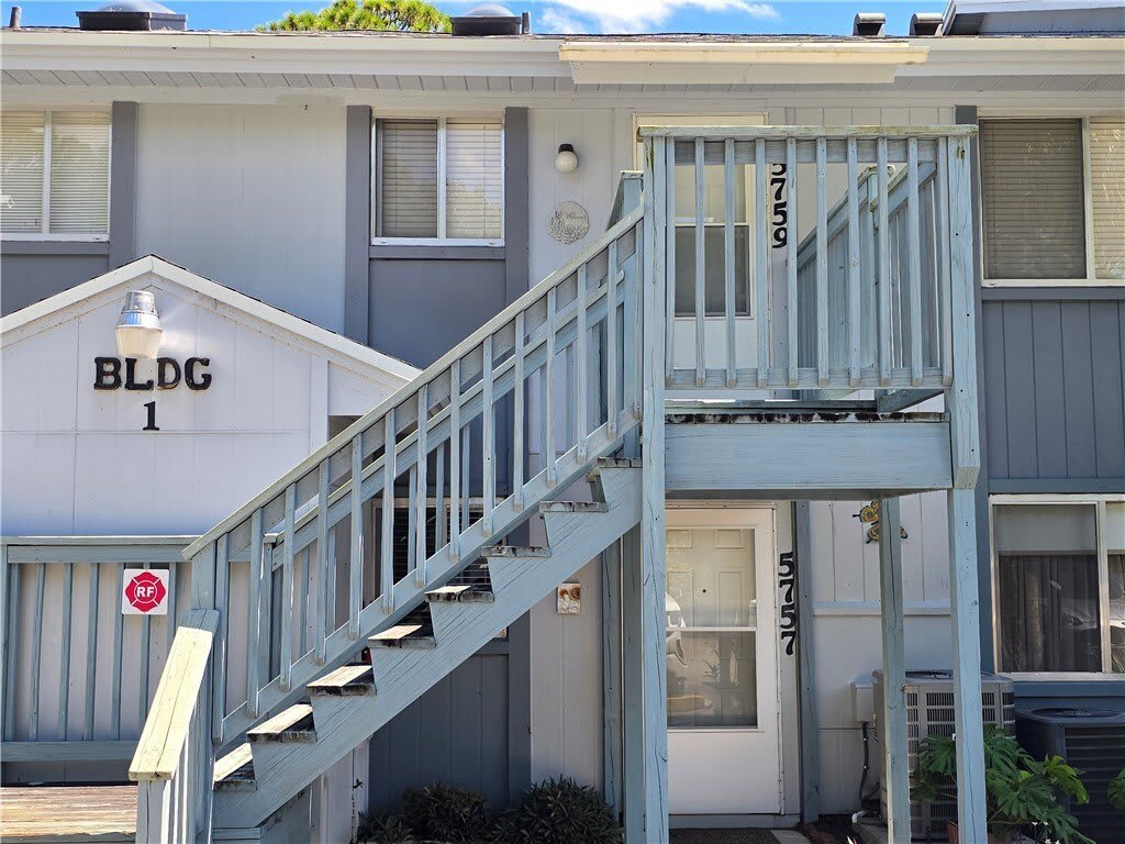 5759 DEER RUN DRIVE 1F