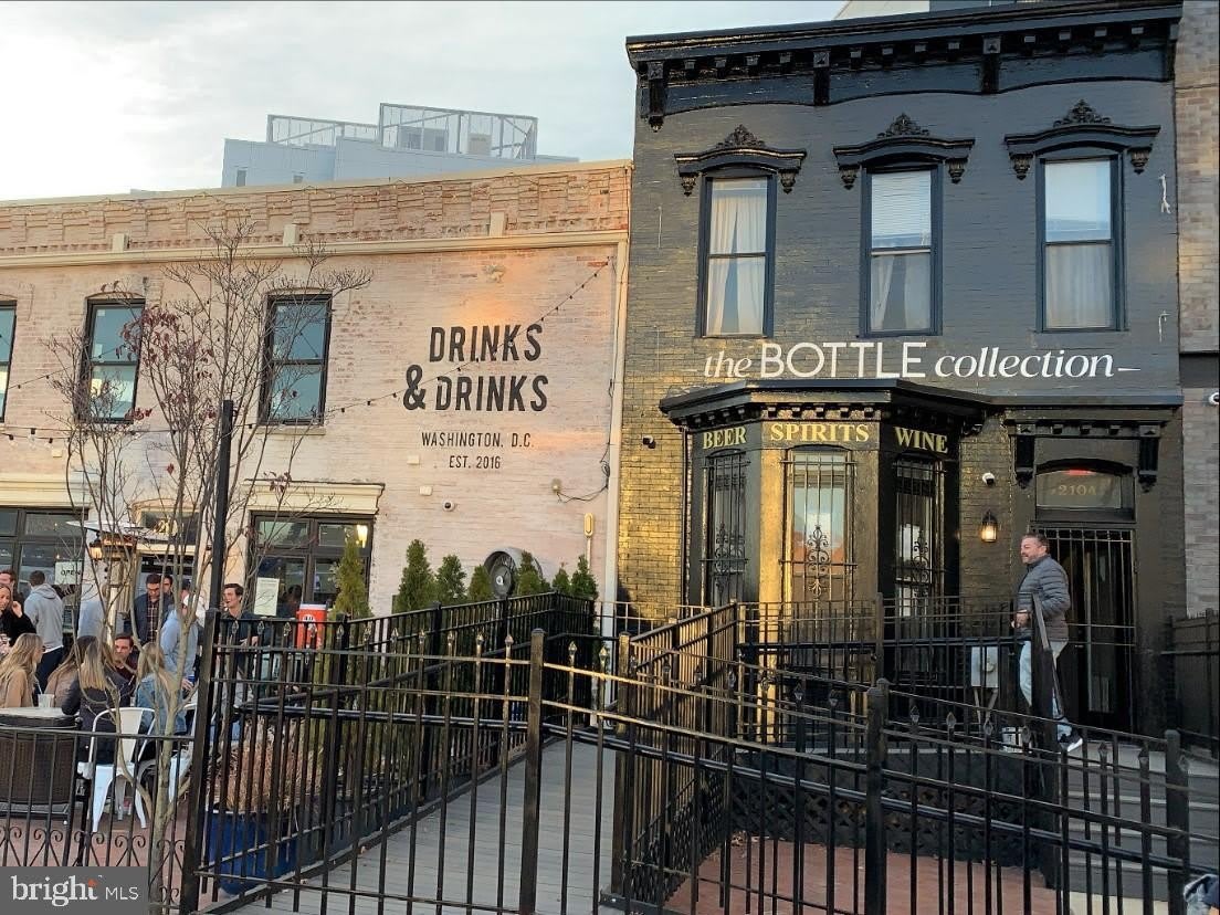 2104 VERMONT Avenue NW