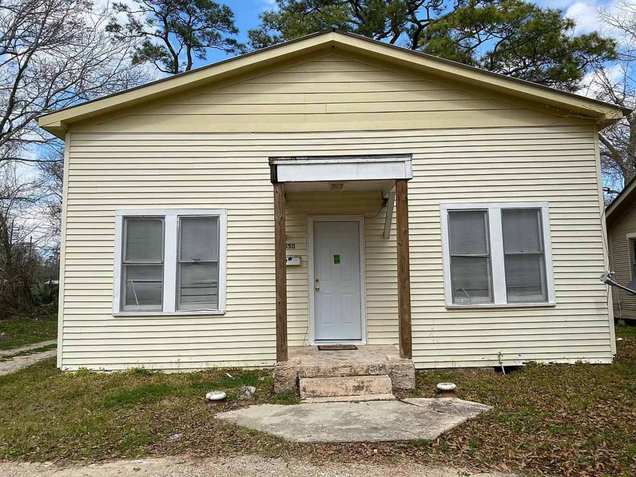 House For Rent 2550 Pierce St, Beaumont, TX 77703