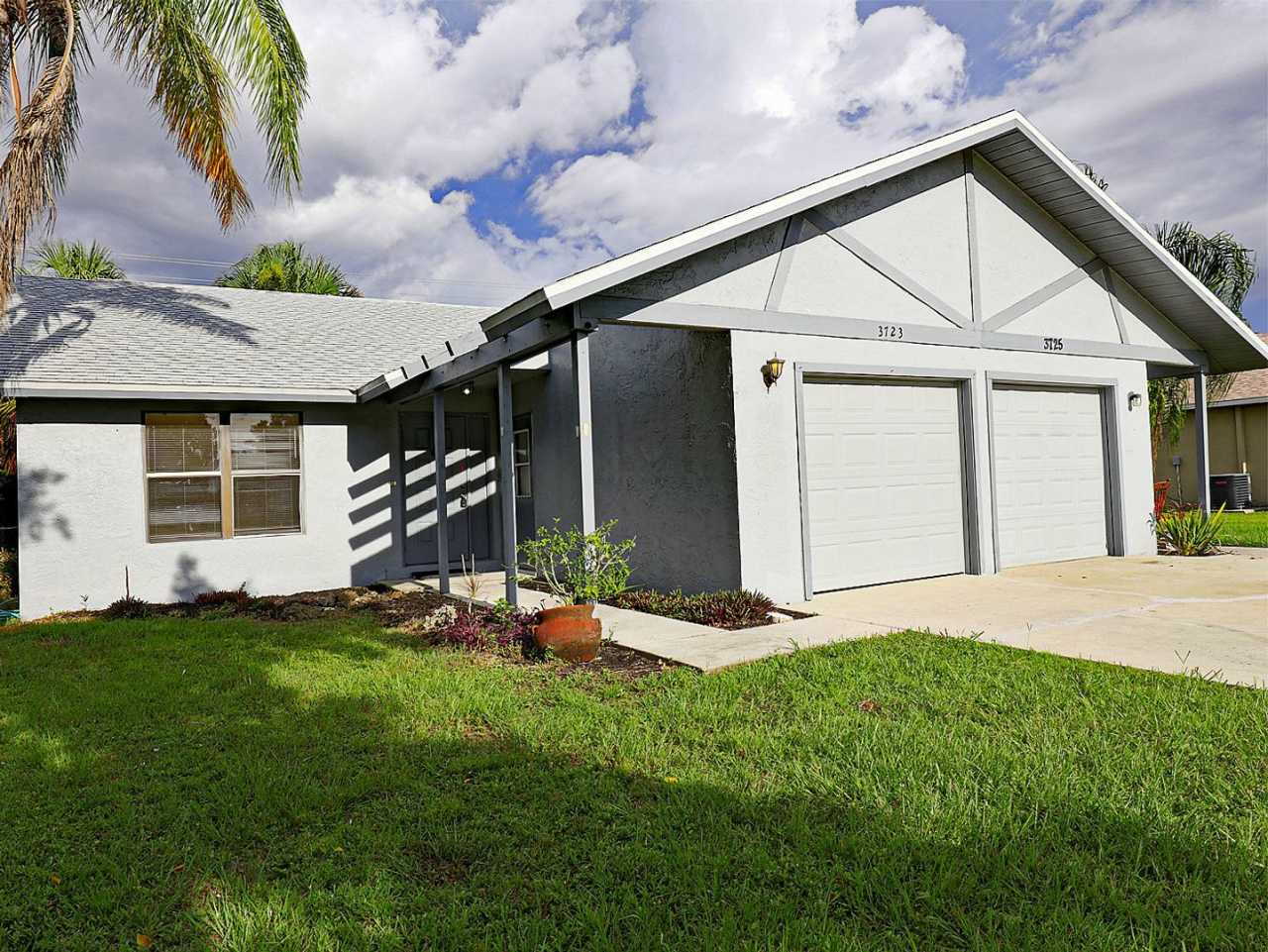 Duplex Cape Coral 3723