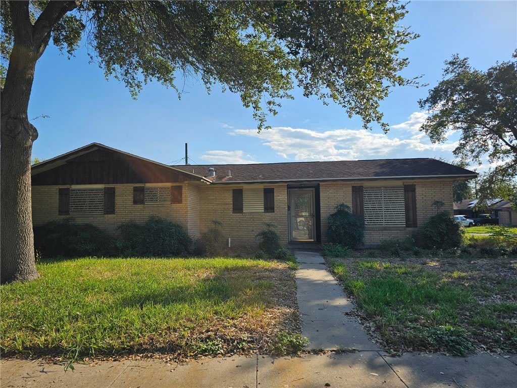 1601 Spicewood Drive