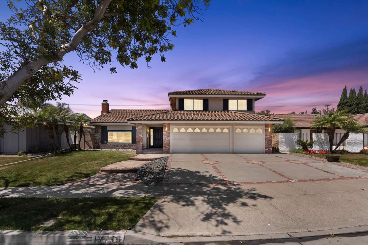 17135 Buttonwood Street