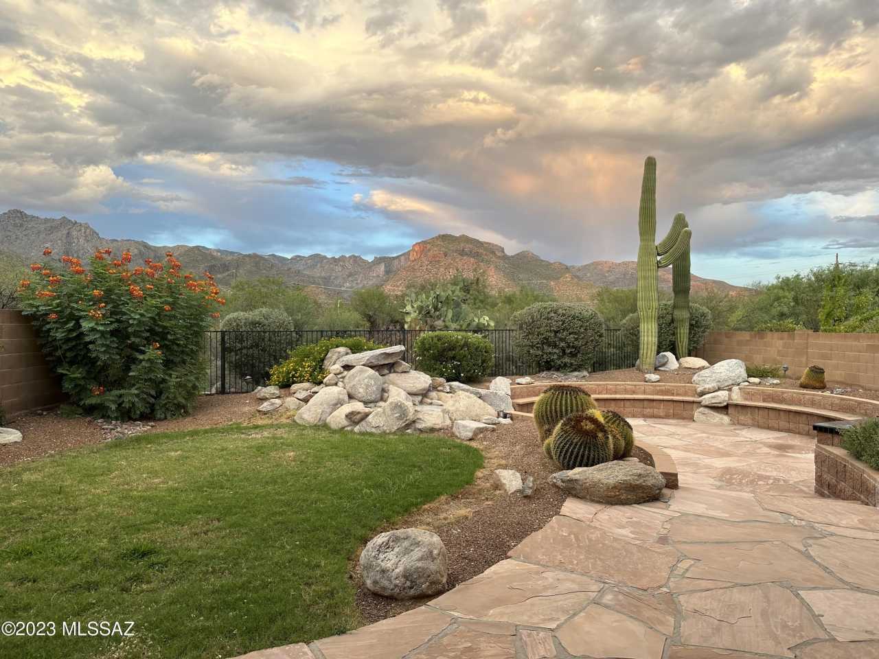 5664 N Cherokee Ridge Road