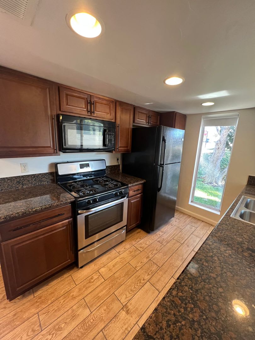 Beautiful 2 bedroom Condo