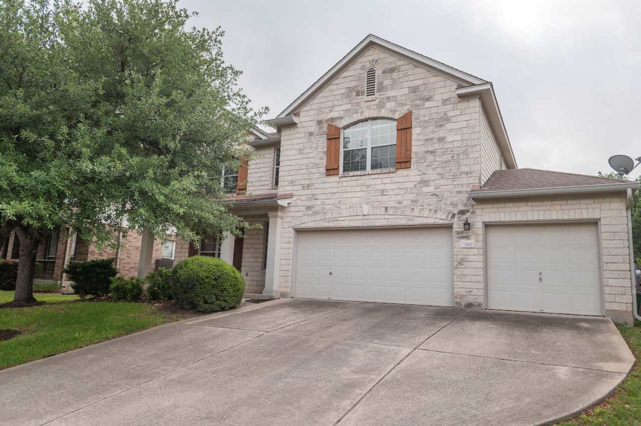 Stunning 5-Bedroom Home in the Sought-After Covered Bridge Community
