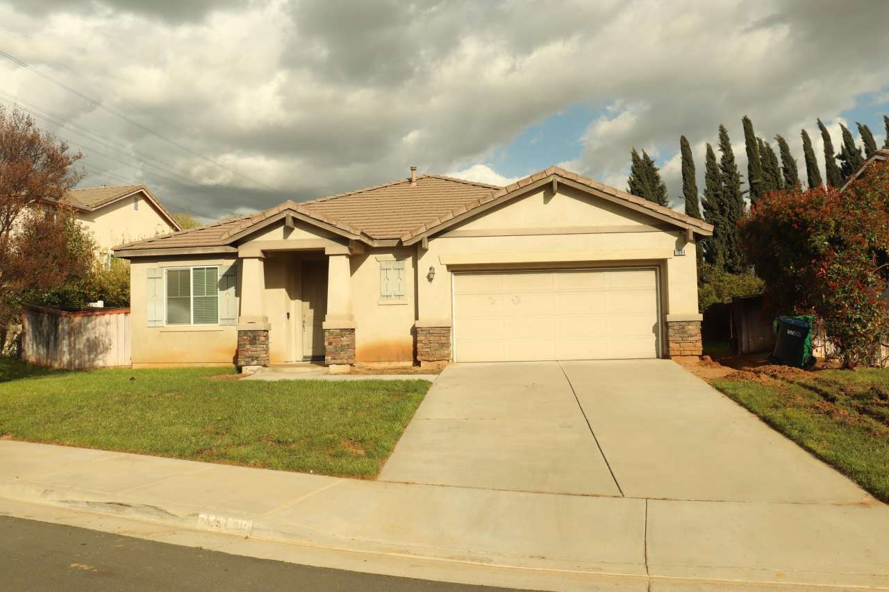 1694 Cactus Wren Court