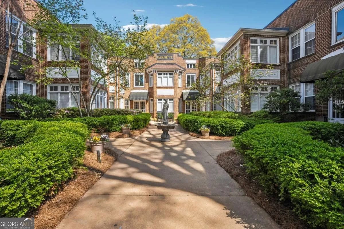 737 Barnett Street Northeast