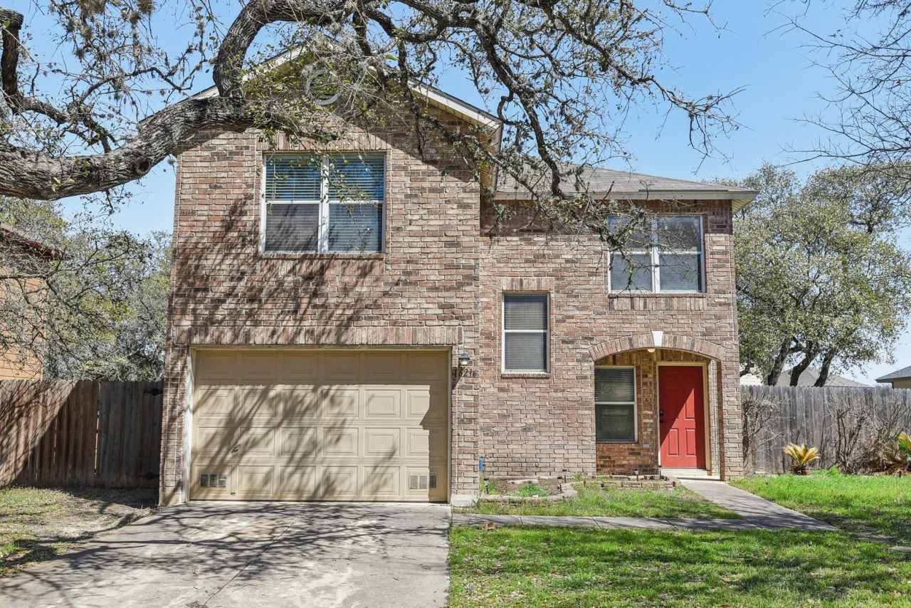 16216 Ike Lane Selma, Texas 78154