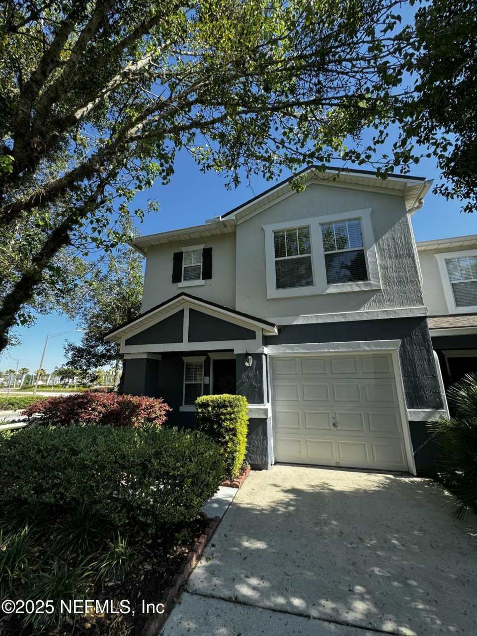 1052 BLACK CHERRY Drive N