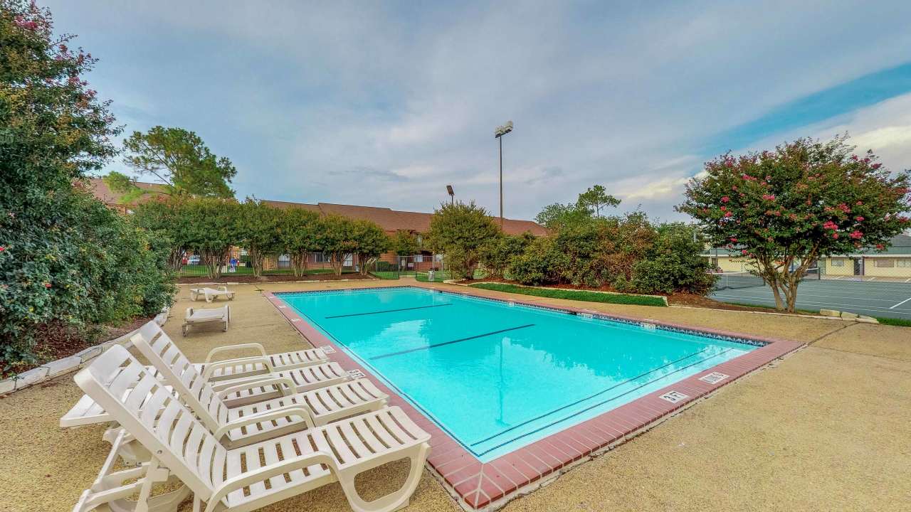 904 University Oaks Blvd Apt 124