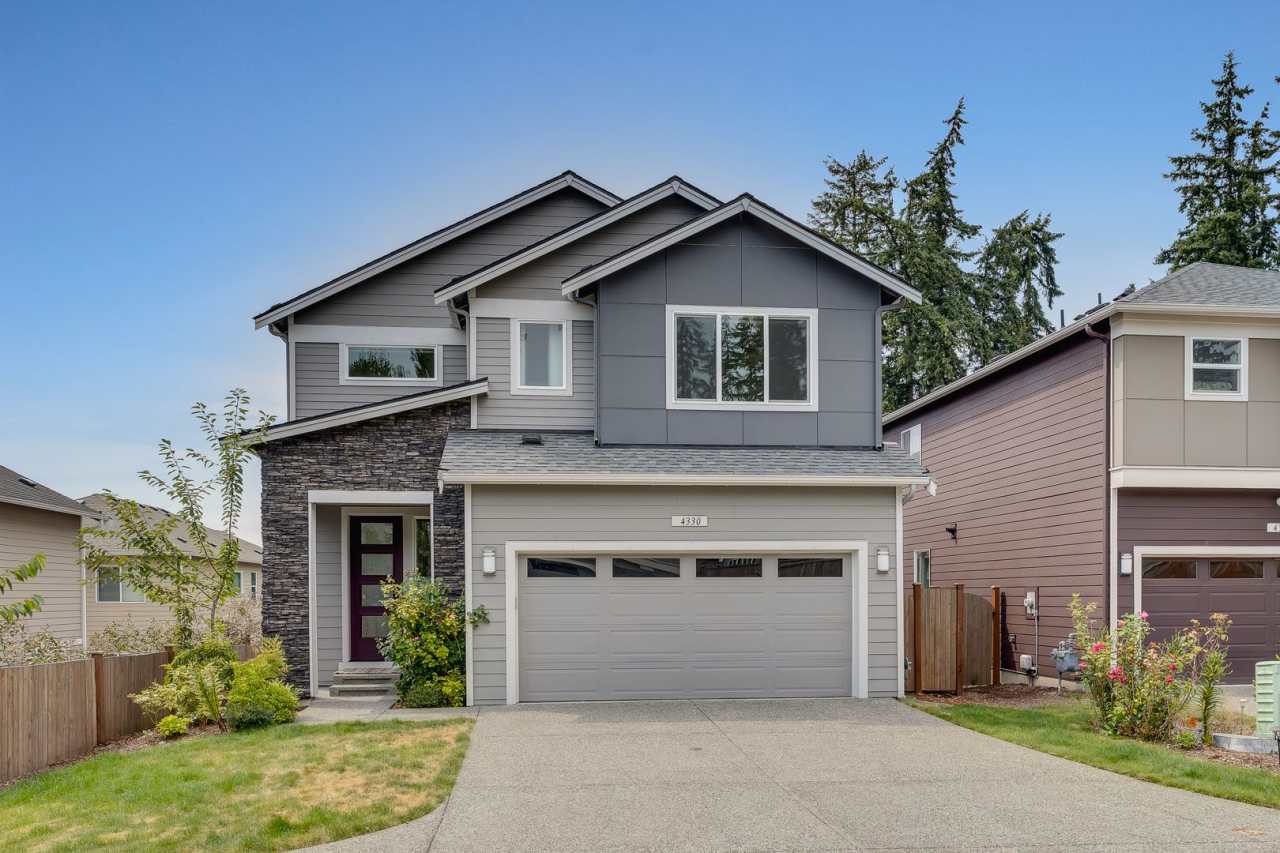 5 Bedrooms / 4 Bathrooms plus Office with Central A/C in Bothell!