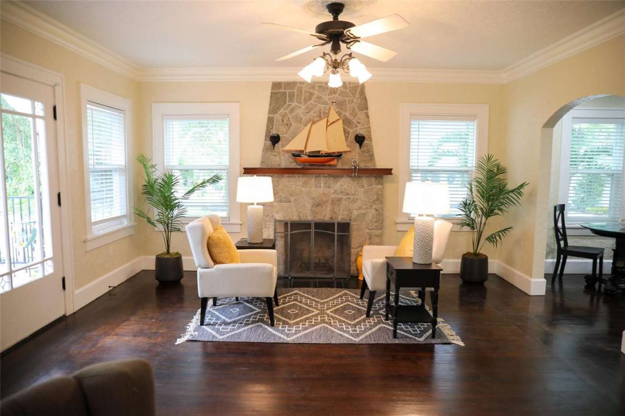 FURNISHED LUXURY 3 Br 3 Ba RENTAL NEAR DOWNTOWN ST PETERSBURG, FL