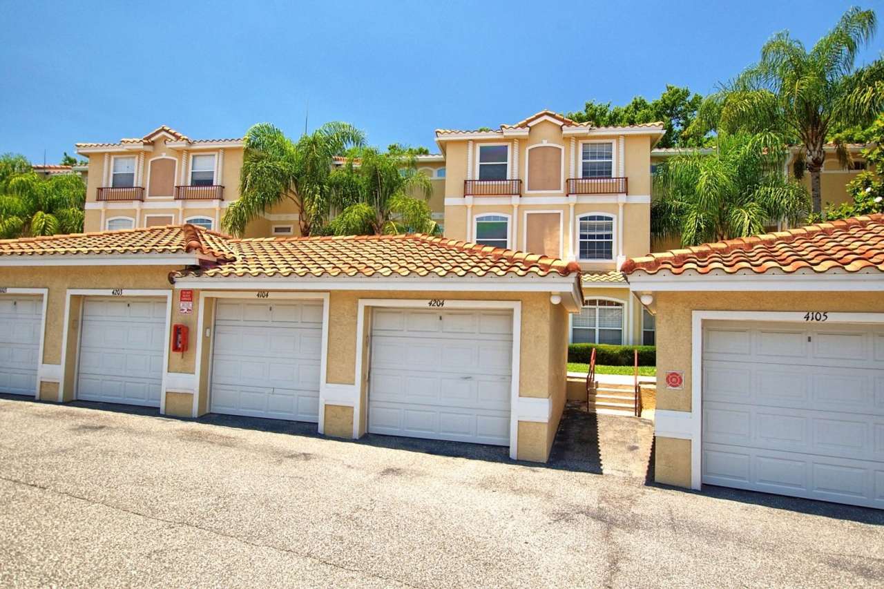 Great Location! 2 story Townhouse with 1 car garage Available Now!