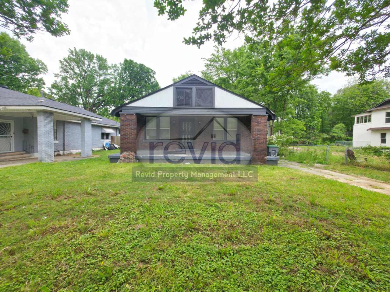 1443 Snowden For Rent!