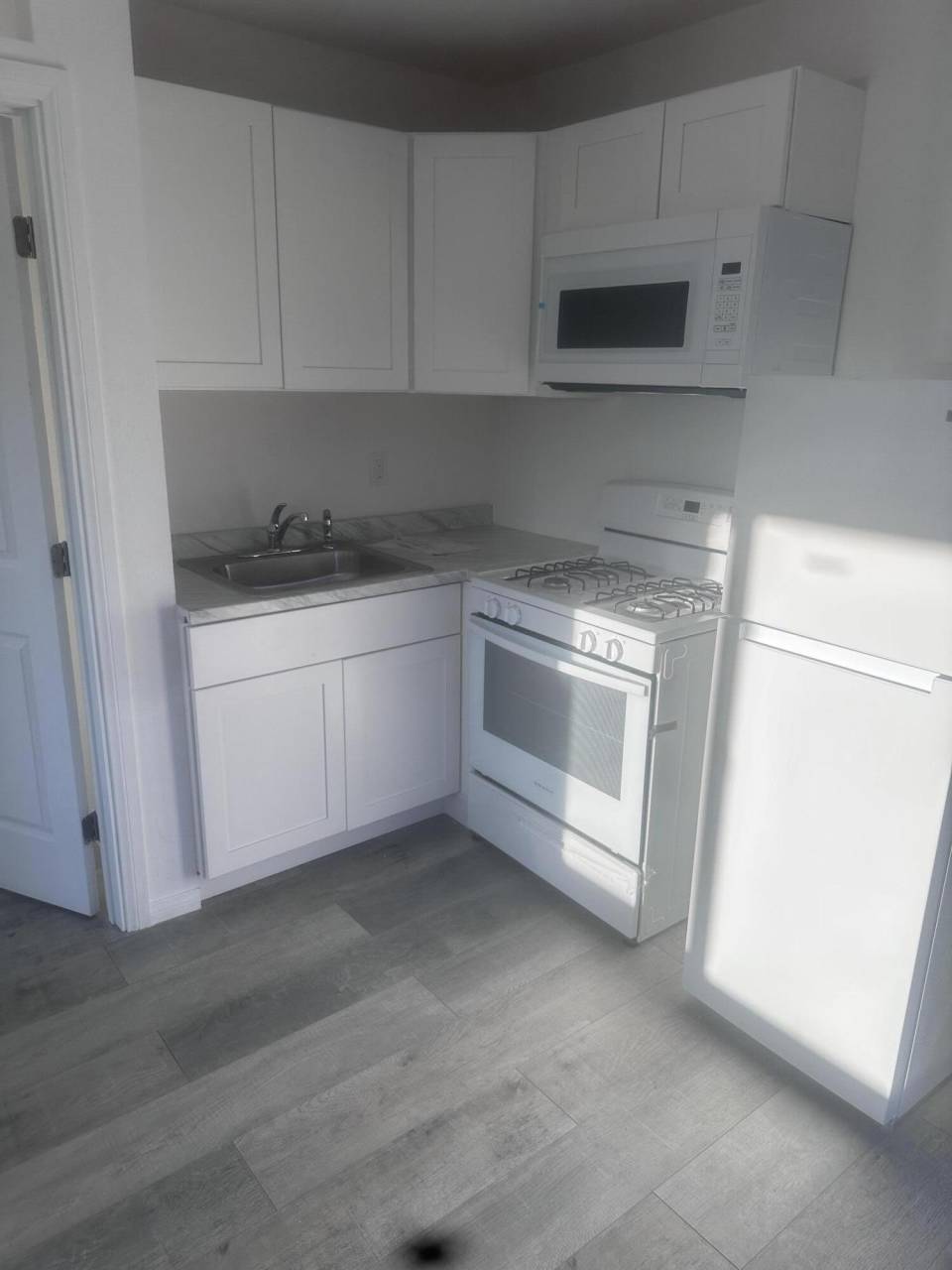 49732 Washingtonia Avenue