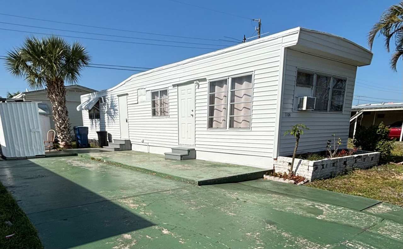 1 bedroom 1 bath mobile home