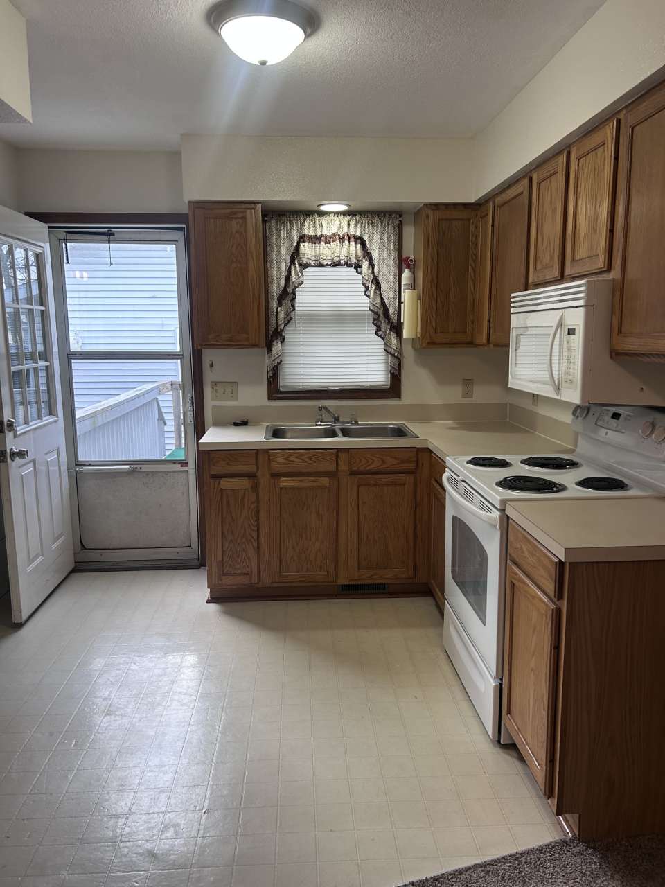2676 Isabella Rd