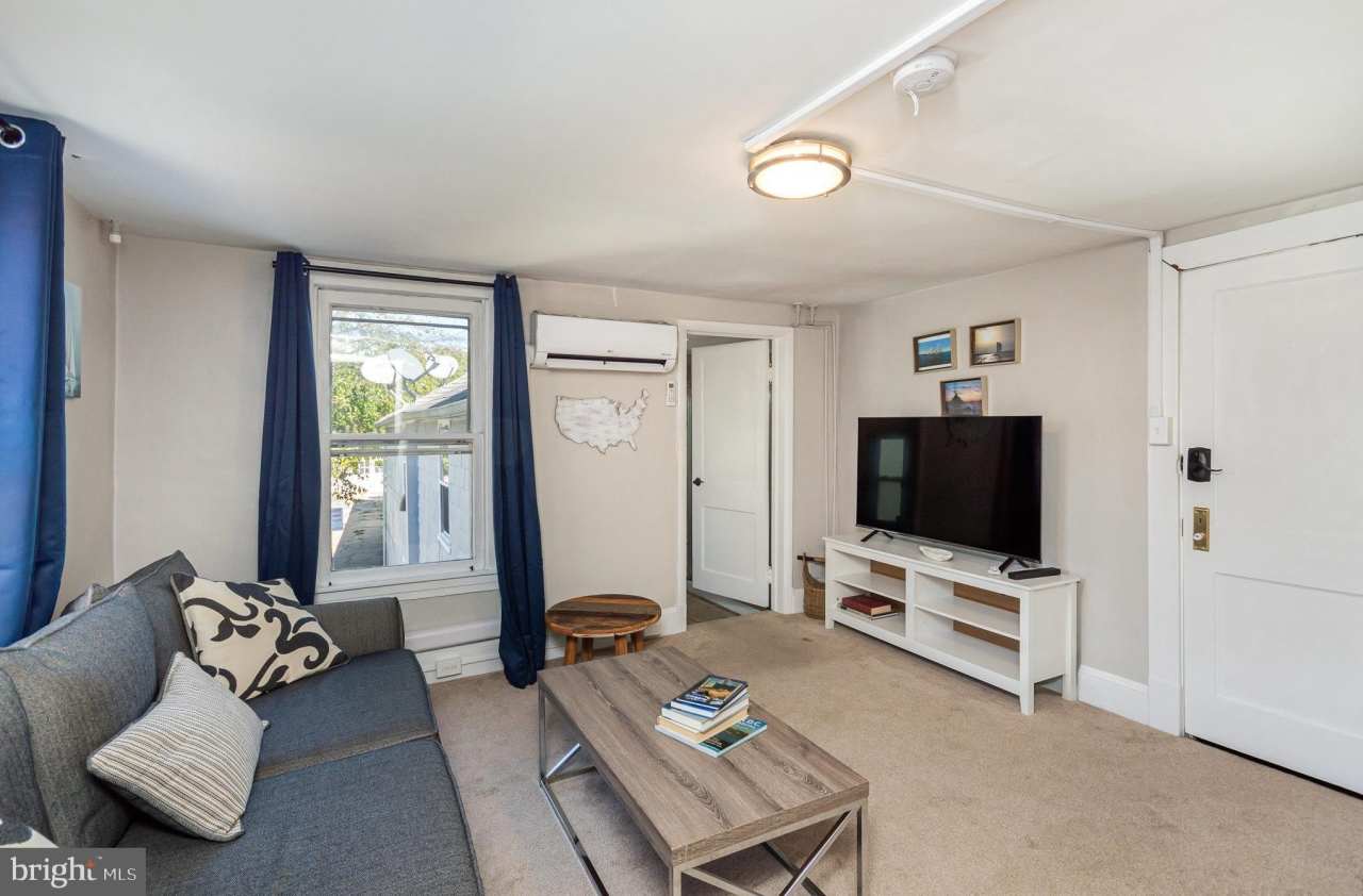 126 PRINCE GEORGE ST unit: 4