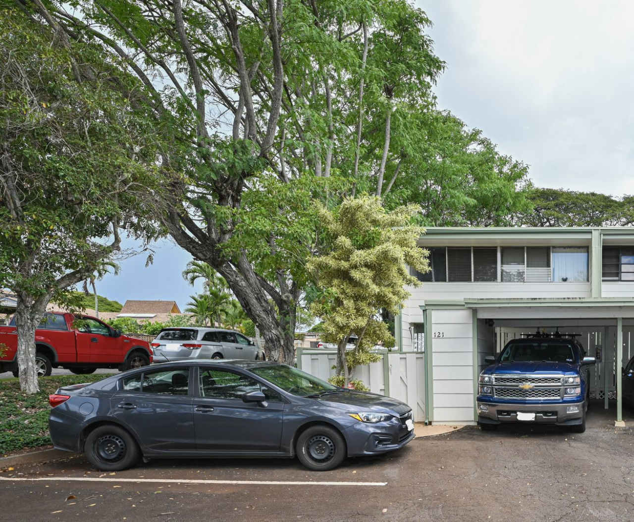 Hokualii Hale - 4 bedroom, 2.5 bath, Carport and 1 open parking