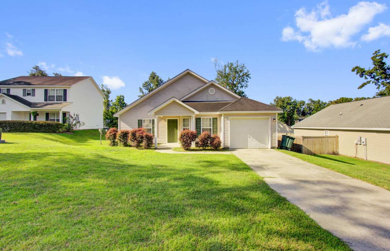 306 Huntington Court