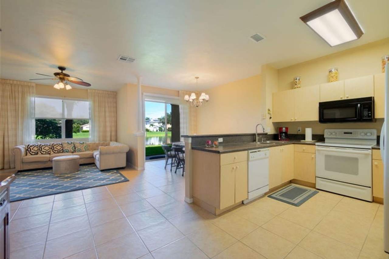 213 River Bluff Lane, Royal Palm Beach, FL 33411