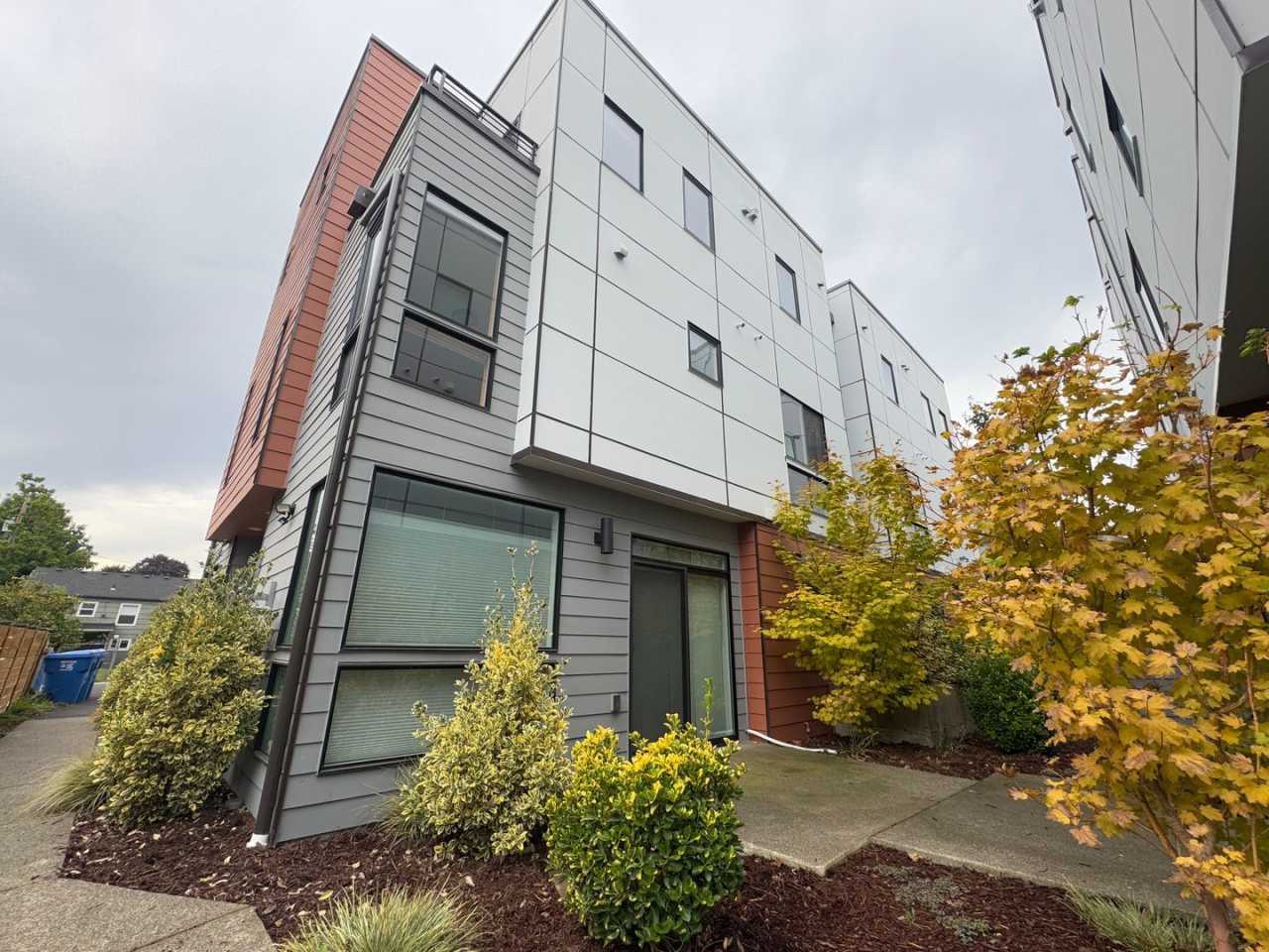 Luxury Townhouse in South Park