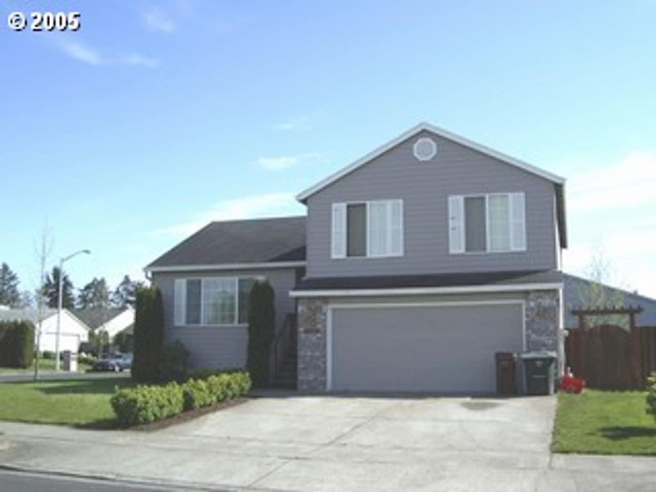 Spacious Tri-Level On Corner Lot