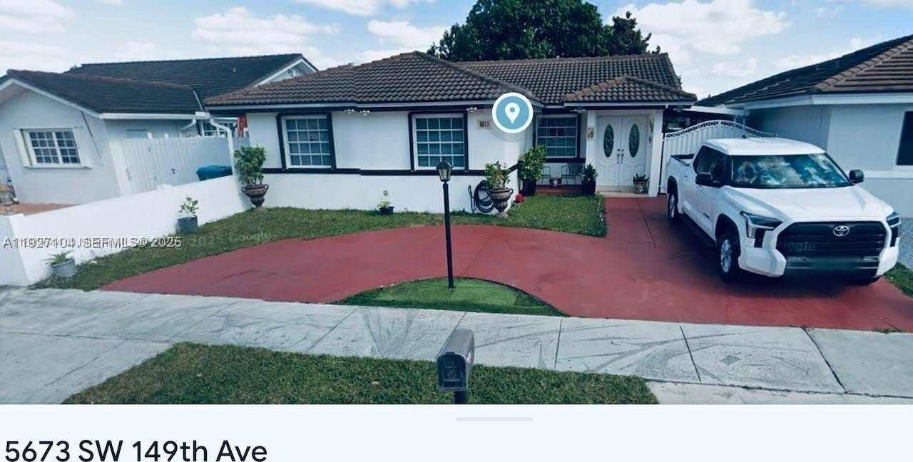 5673 SW 149th Ave