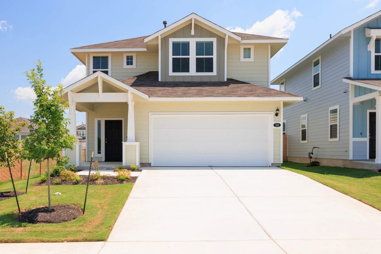 **2 Weeks Free!**Like New Home Near Kyle!!!