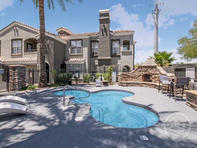 10 W Minnezona Ave Unit E31