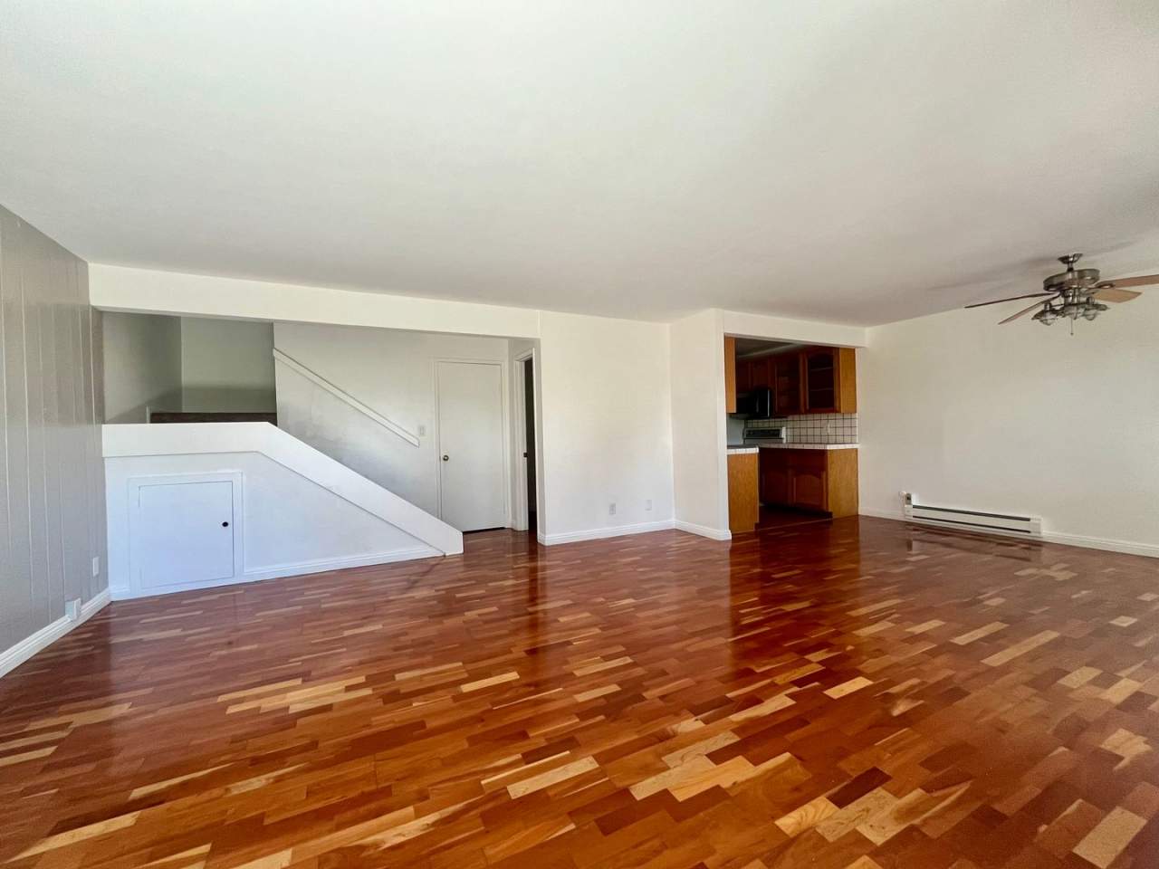 382 Miraleste Drive