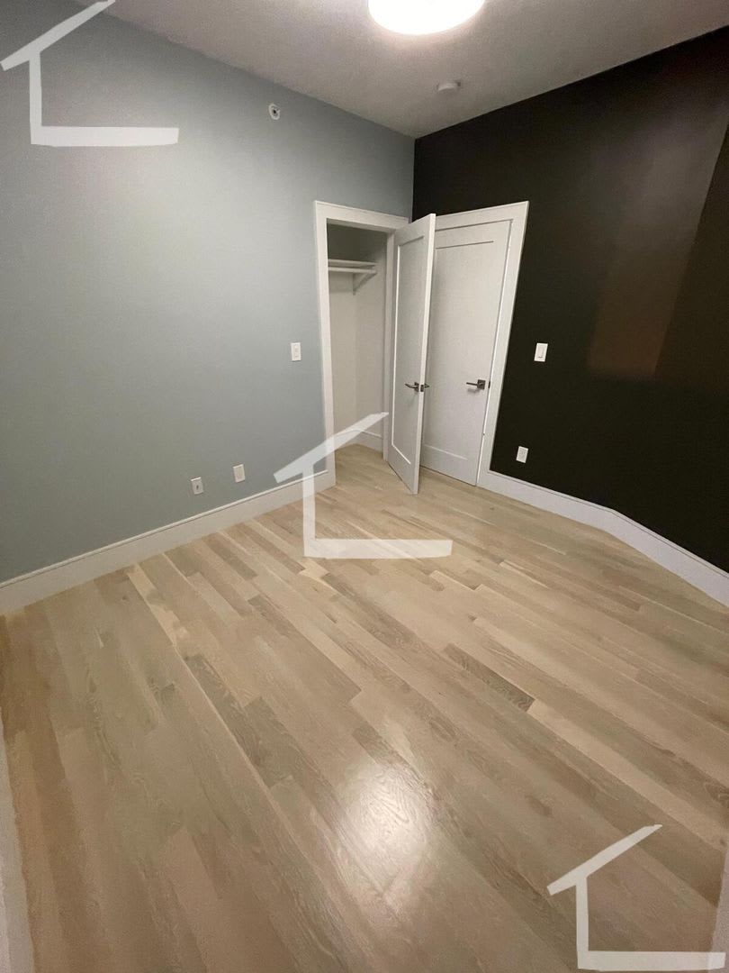 Huge 3 bed in Washington square