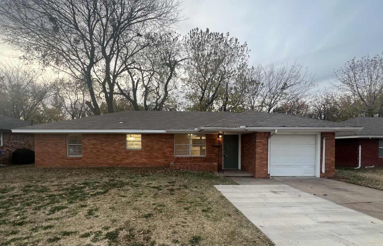 1616 Chautauqua Avenue