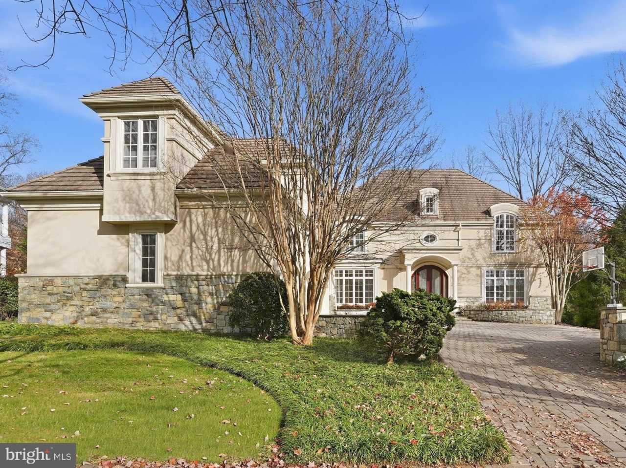 8537 RAPLEY PRESERVE Circle