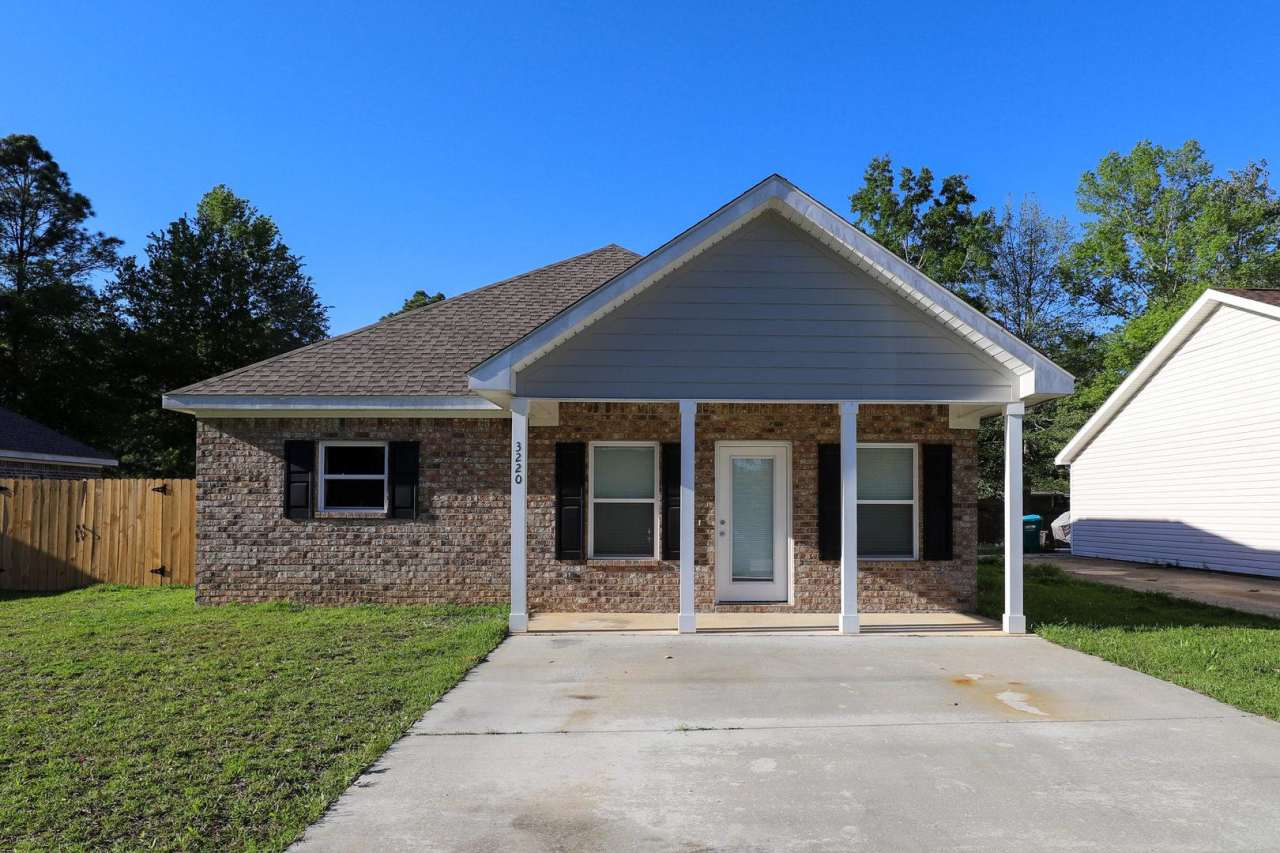 3220 Tuna Rd, Gautier, MS 39553