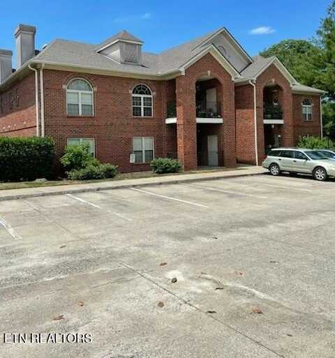 4801 Lyons View Pike unit: 204