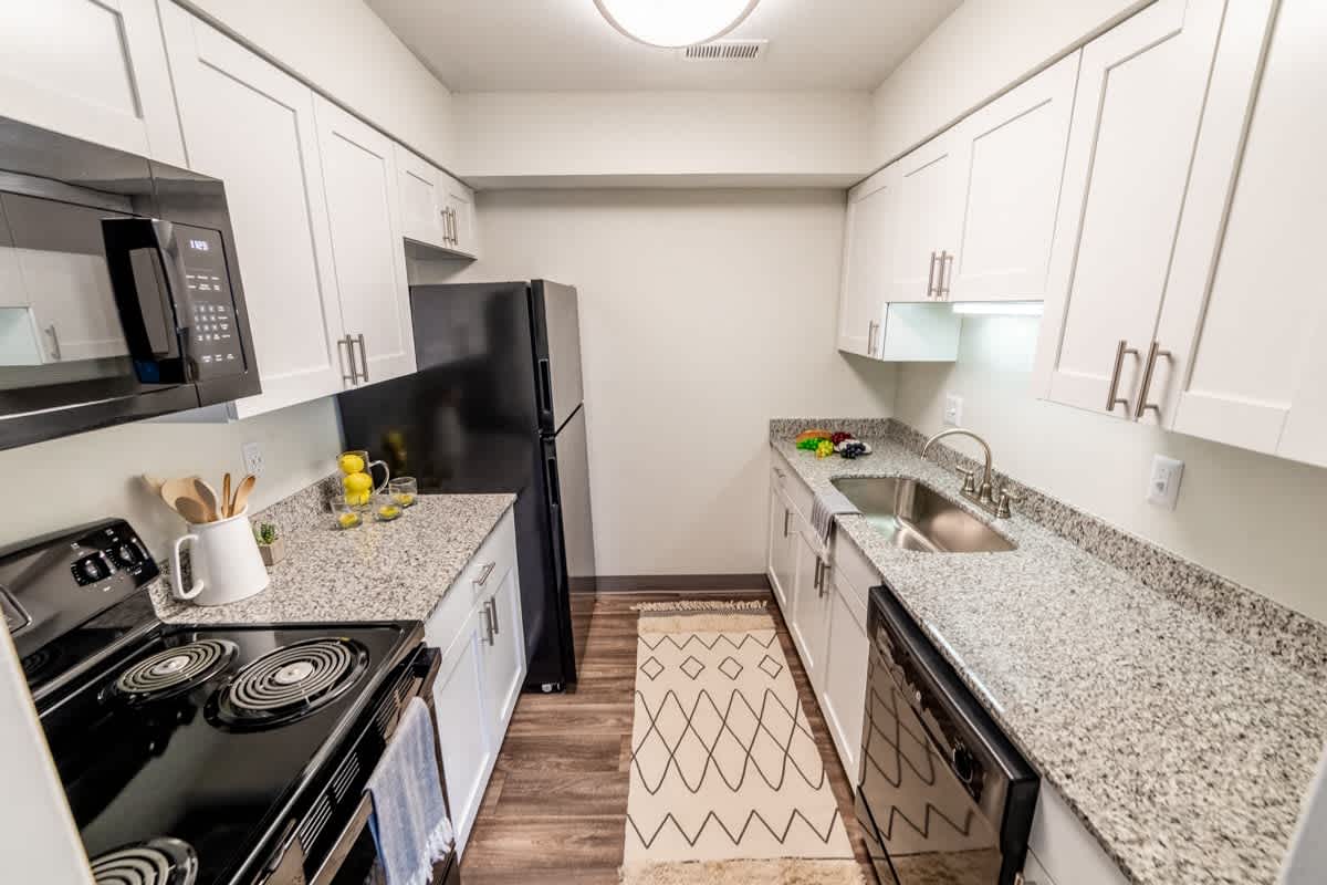 Governor Square Apartments