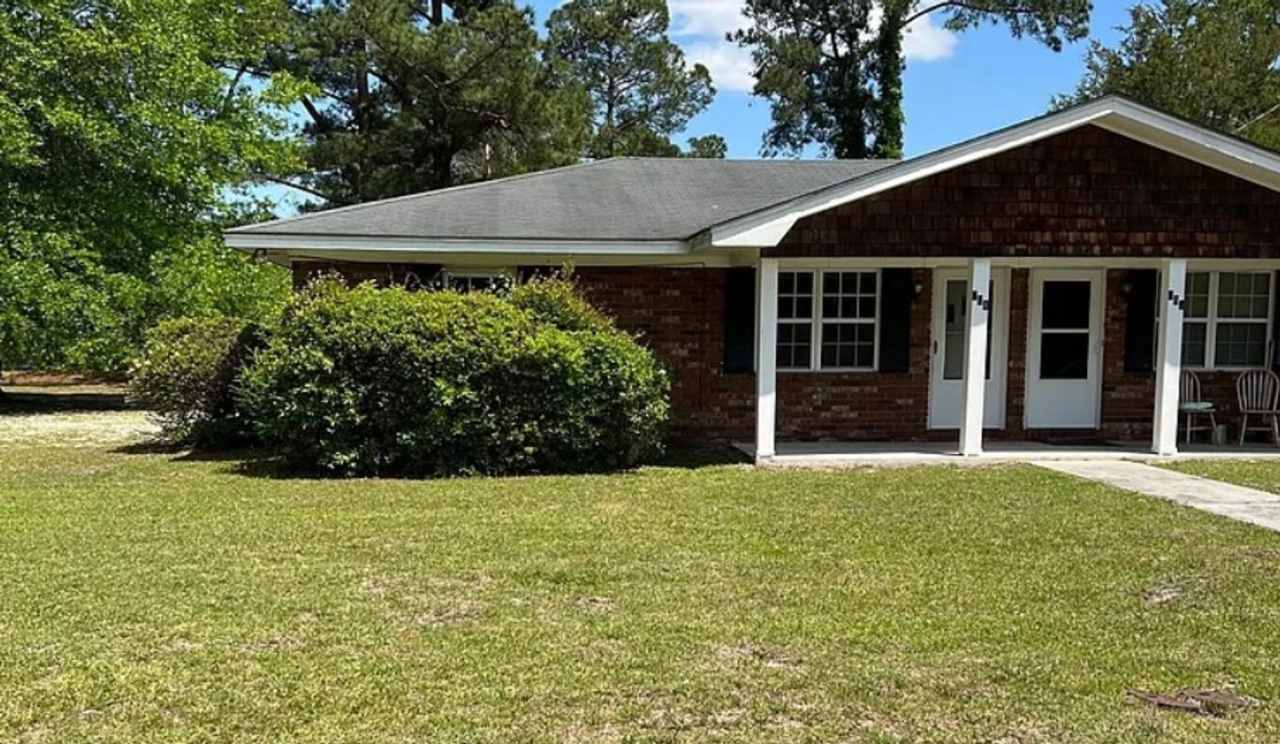 Newly Renovated 2BR/1BA Duplex in Springfield, GA!