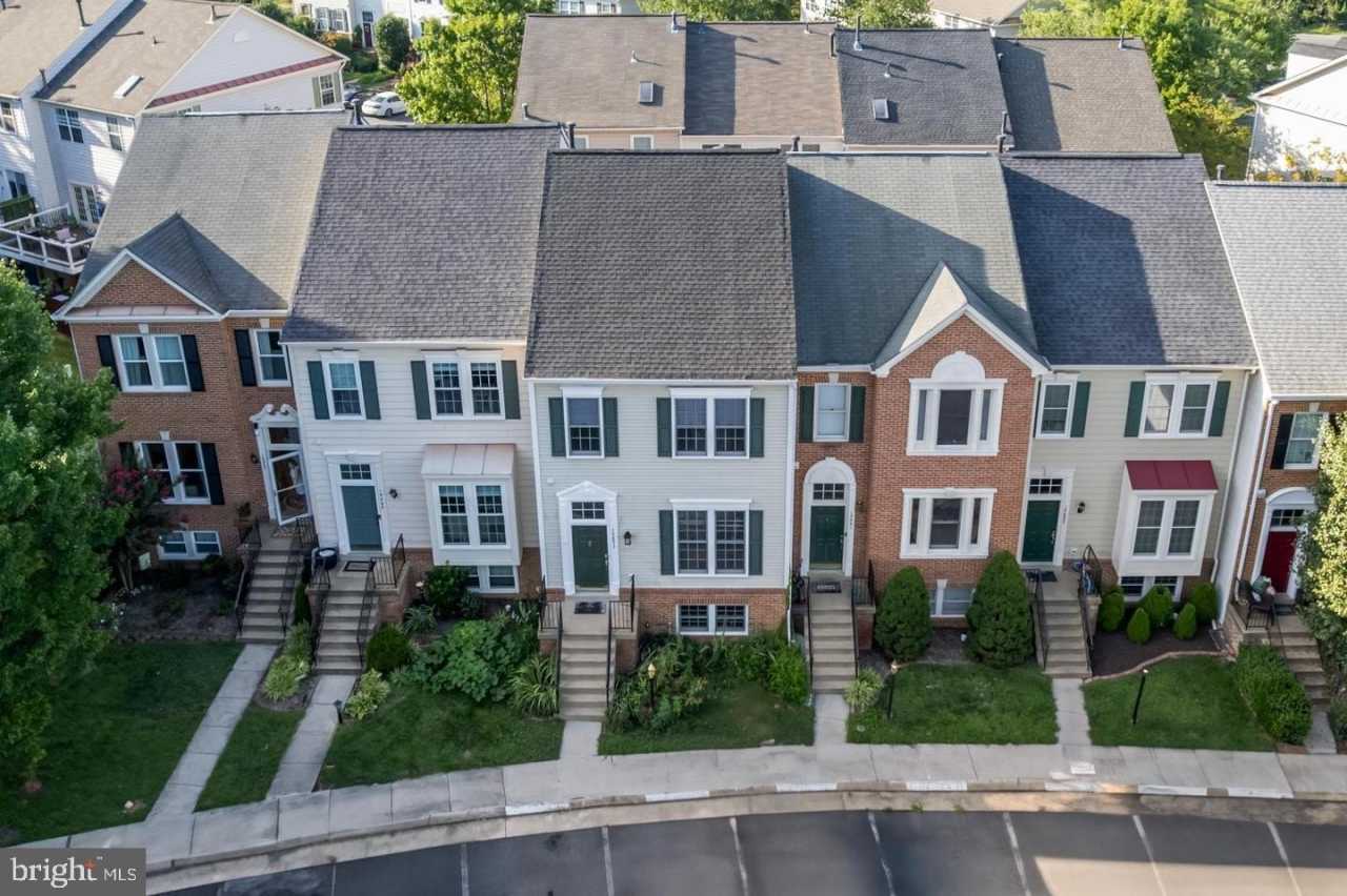 19893 UPLAND Terrace